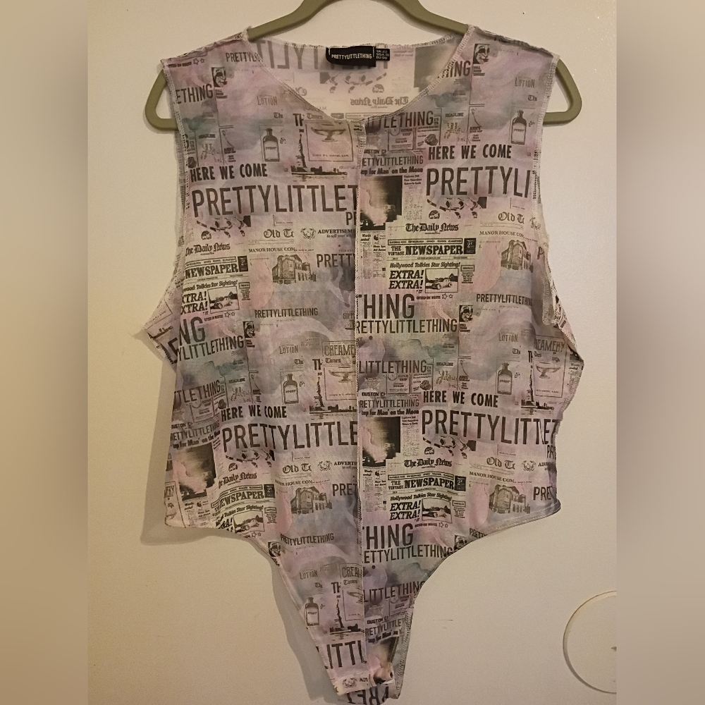 PrettyLittleThing Women's Printed‎ Bodysuit Sz 18